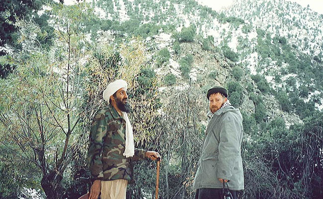 आतंकी ओसामा बिन लादेन की नई तस्वीरें सामने आईं...