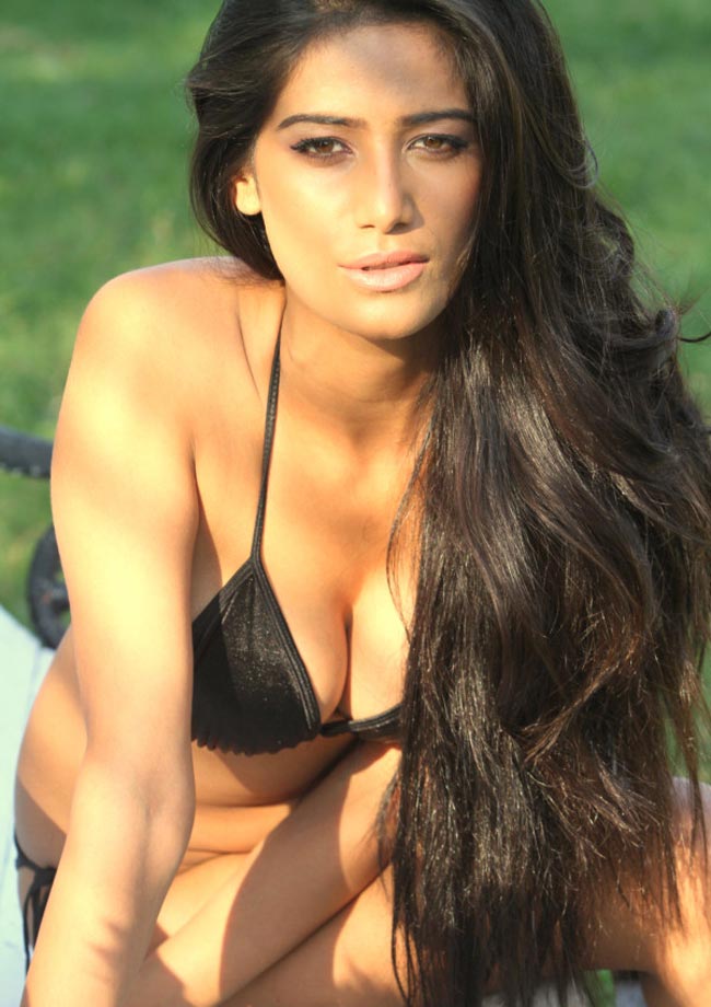 'WC' में जीत पर न्‍यूड होने का दावा करने वाली  पूनम पांडे Happy birthday