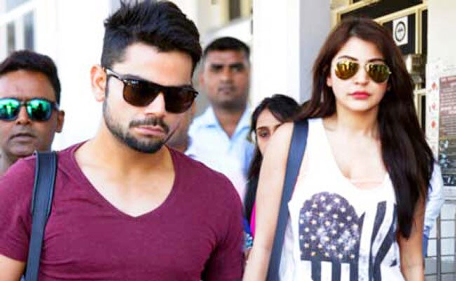 ऐ भाई, जरा देख के हंसो...