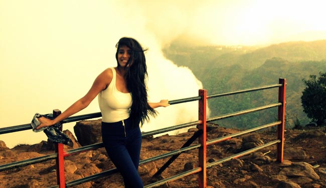 'WC' में जीत पर न्‍यूड होने का दावा करने वाली  पूनम पांडे Happy birthday