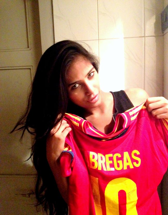 'WC' में जीत पर न्‍यूड होने का दावा करने वाली  पूनम पांडे Happy birthday