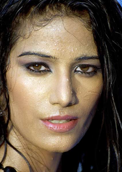 'WC' में जीत पर न्‍यूड होने का दावा करने वाली  पूनम पांडे Happy birthday