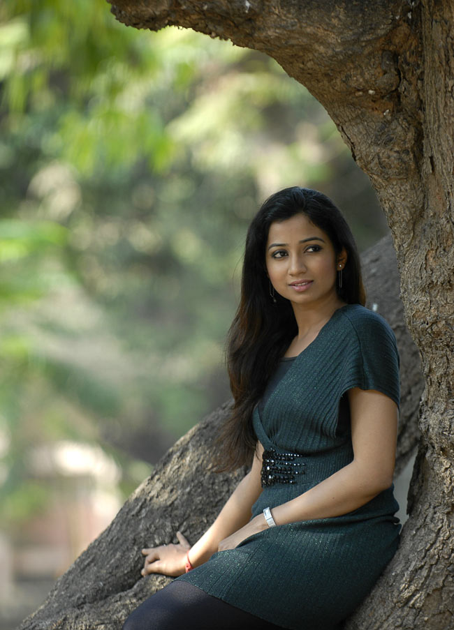 सुरीली आवाज की मलिका श्रेया घोषाल Happy birthday