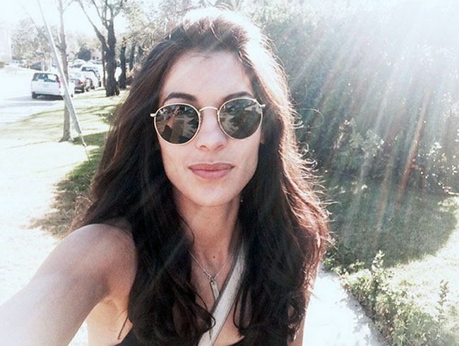 मिलिए नई जेम्स बॉन्ड गर्ल स्टेफनी सिगमेन से