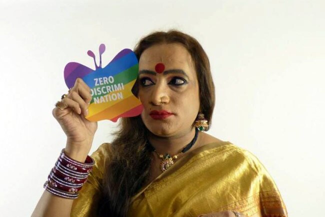 ऐ भाई, जरा देख के हंसो...