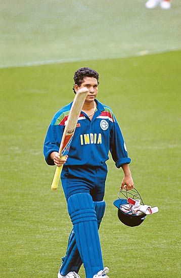 Happy Birthday सचिन तेंदुलकर