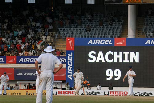 Happy Birthday सचिन तेंदुलकर