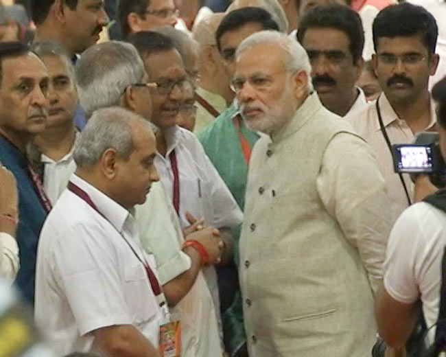 बीजेपी की राष्ट्रीय कार्यकारिणी में जुटे दिग्गज
