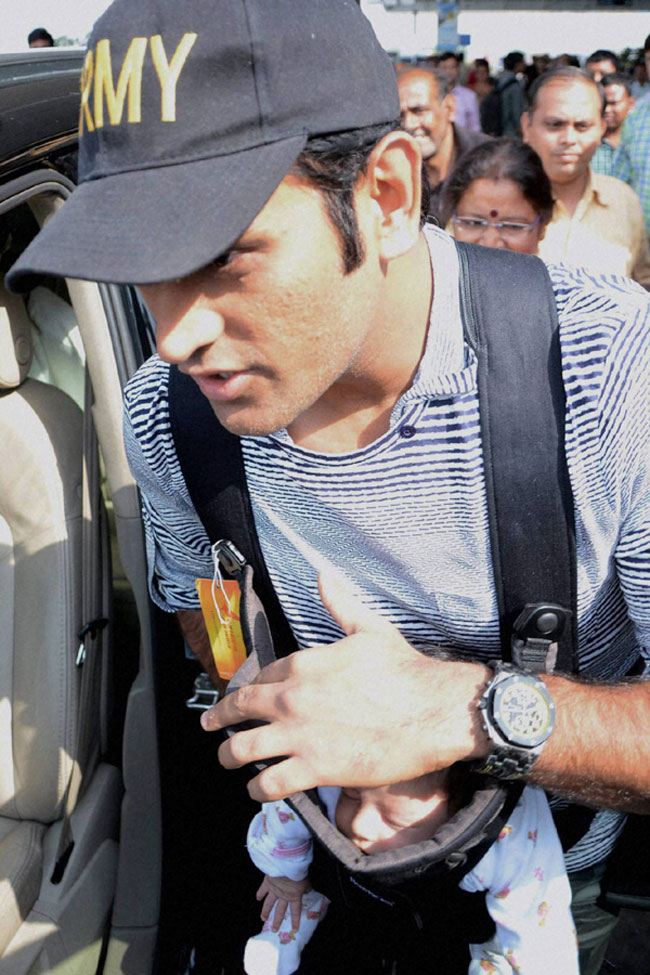 साक्षी धोनी ने शेयर की बेटी जिवा की नई तस्वीरें...