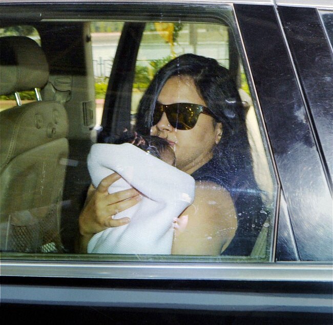 साक्षी धोनी ने शेयर की बेटी जिवा की नई तस्वीरें...