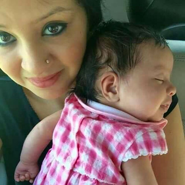 साक्षी धोनी ने शेयर की बेटी जिवा की नई तस्वीरें...