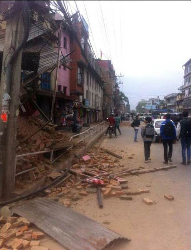 भारत और नेपाल में भूकंप ने मचाई भारी तबाही