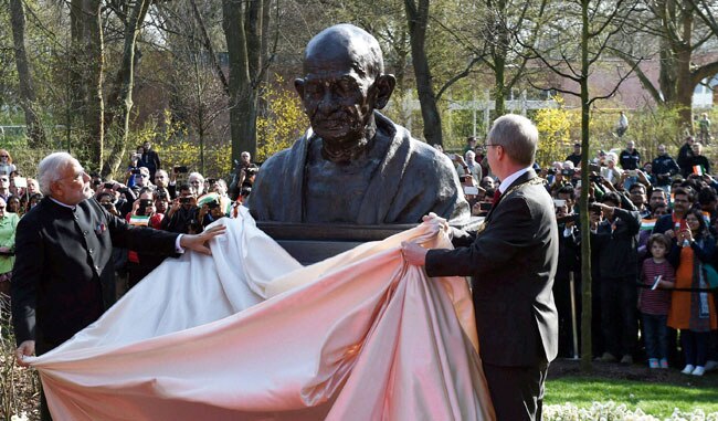 जर्मनी के हैनोवर मेले में PM मोदी का खास अंदाज