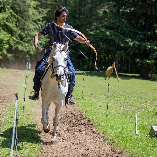 अपने चहेते स्टार्स की इन तस्वीरों को देख खुश हो जाएगा आपका दिल