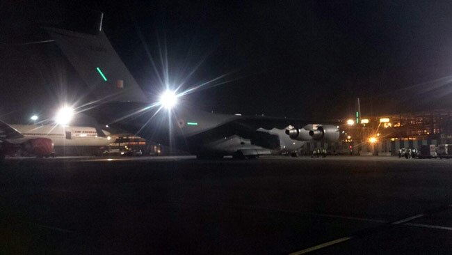 अपनों को मौत के मुंह से बचा लाई वायुसेना