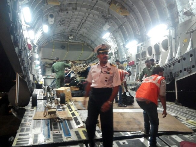 अपनों को मौत के मुंह से बचा लाई वायुसेना