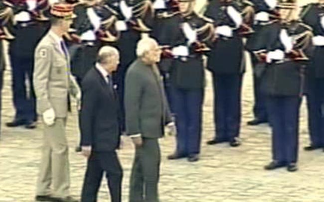 फ्रांस यात्रा पर PM मोदी का भव्य स्वागत