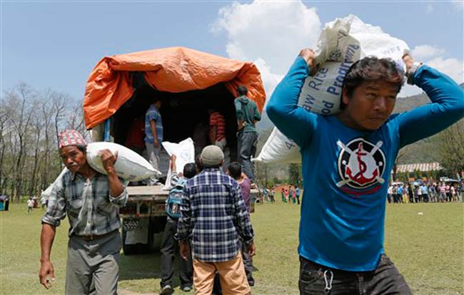 भूकंप के 100 घंटे बाद कुछ ऐसा है नेपाल का हाल