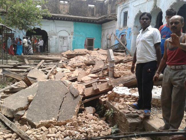 भयानक भूकंप से नेपाल में फैला तबाही का मंजर