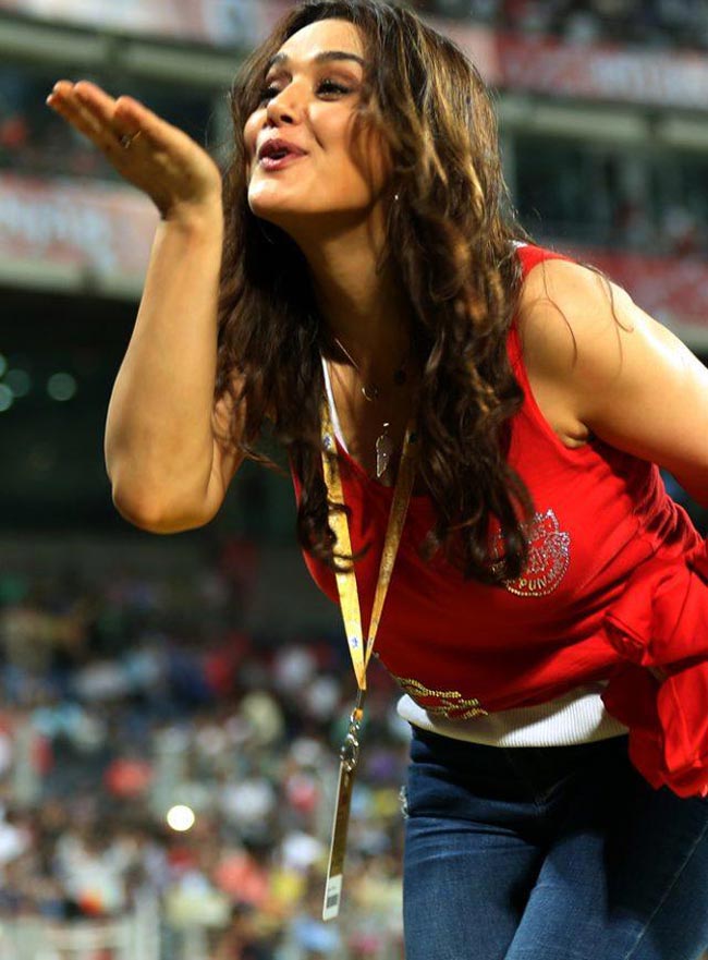 इंडियन प्रीमियर लीग का तगड़ा 'बॉलीवुड' कनेक्शन