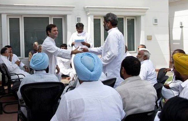 छुट्टी से लौटे राहुल गांधी का पहला 'पब्लिक अपीरिएंस'