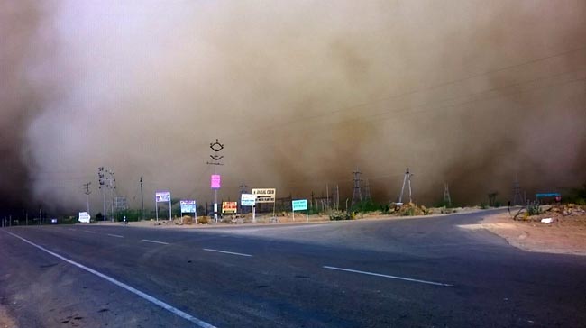 जैसलमेर में आफत बनकर आया रेत का तूफान