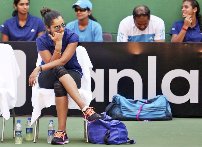 वर्ल्ड नंबर-1 सानिया मिर्जा का 'दबंग लुक'