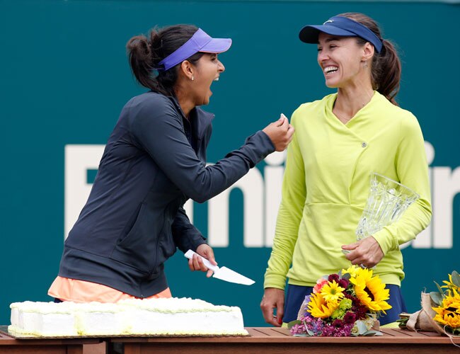 वर्ल्ड नंबर-1 सानिया मिर्जा का 'दबंग लुक'