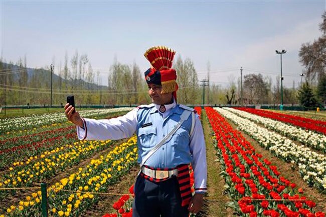 ये है एशिया का सबसे बड़ा ट्यूलिप गार्डन