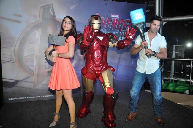 The Avengers: Age of Ultron की स्क्रीनिंग पर बॉलीवुड सितारे