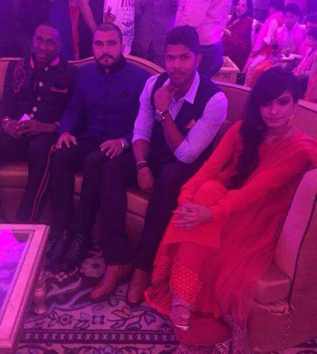 सुरेश रैना-प्रियंका की शादी का एलबम