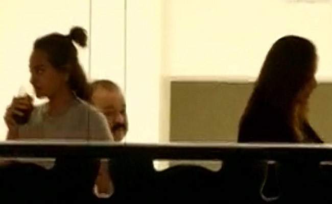 सलमान खान से मिलने आया पूरा बॉलीवुड