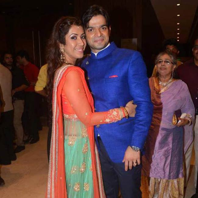 टीवी एक्टर करण पटेल अंकिता भारगव से शादी के बंधन में बंधे, देखें तस्वीरें