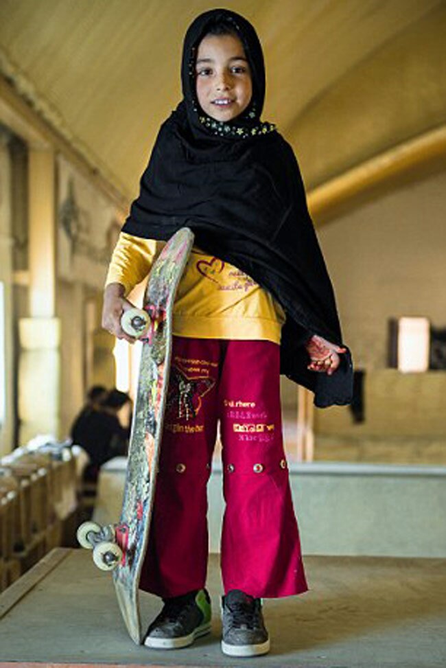 अफगान लड़कियों को भी है स्केटिंग का शौक
