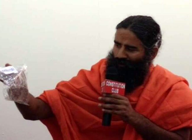 निकले थे सफाई देने, करने लगे योग