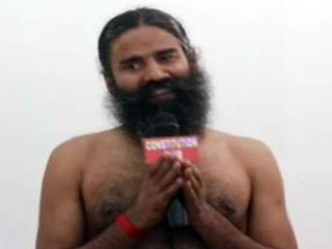 निकले थे सफाई देने, करने लगे योग