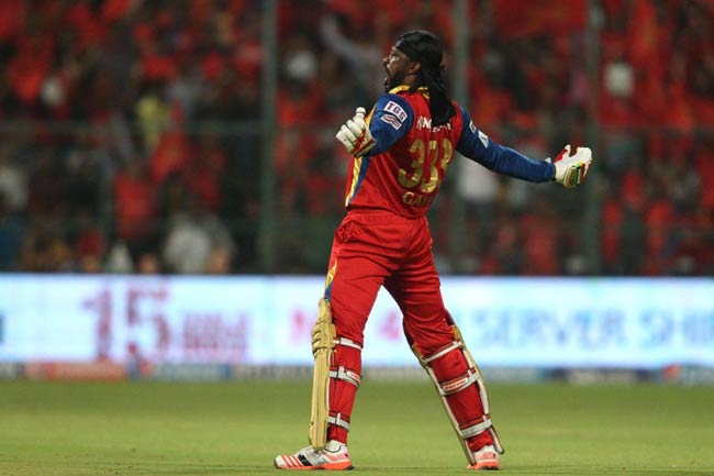 सेंचुरी ठोक क्रिस गेल ने मनाया 'रोनाल्डो' वाला जश्न...