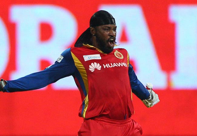 सेंचुरी ठोक क्रिस गेल ने मनाया 'रोनाल्डो' वाला जश्न...