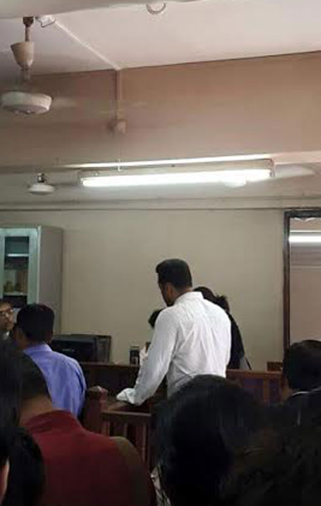 Hit & Run case: फैसले के दिन सुबह से शाम ऐसे नजर आए 'भाईजान'