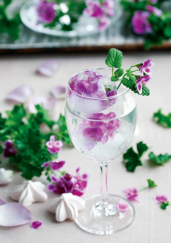 इस गर्मियां इन रंगों से सजाएं अपना घर