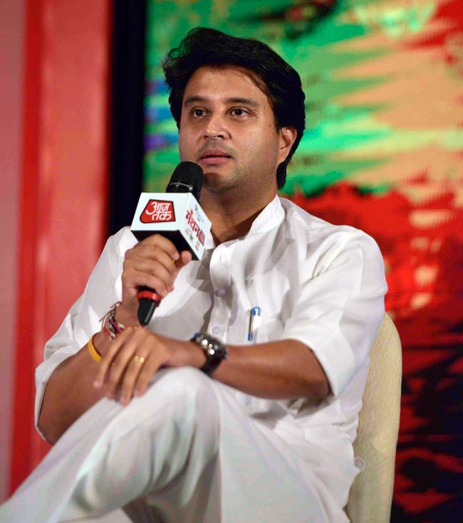 मंथन: ज्योतिरादित्य ने कहा- चुनाव परिवारवाद से नहीं जीते जाते