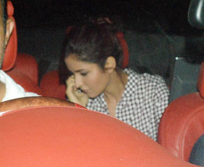 फिल्म पीकू की स्क्रीनिंग पर बॉलीवुड सितारे