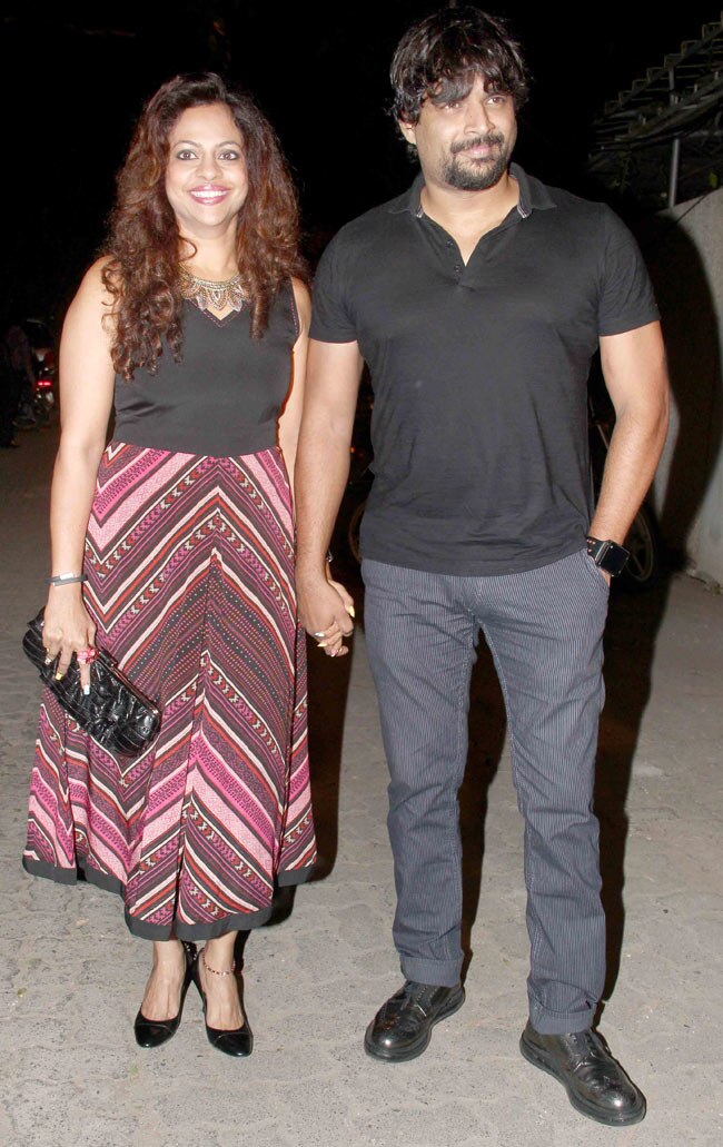 'तनु वेड्स मनु रिटर्न्स' की सक्सेस पार्टी में सितारे