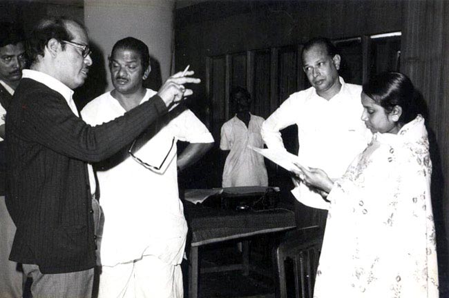 जाते जाते रुला गए थे मन्ना डे  | Bollywood Tweet