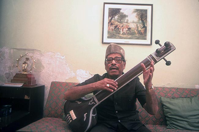 जाते जाते रुला गए थे मन्ना डे  | Bollywood Tweet