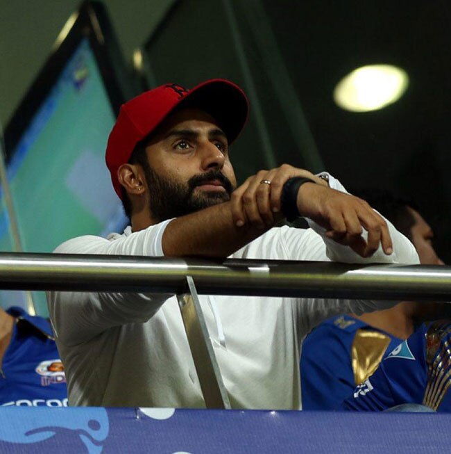 MI vs CSK: रोहित की टीम फाइनल में, रितिका ने जीता 'दिल'