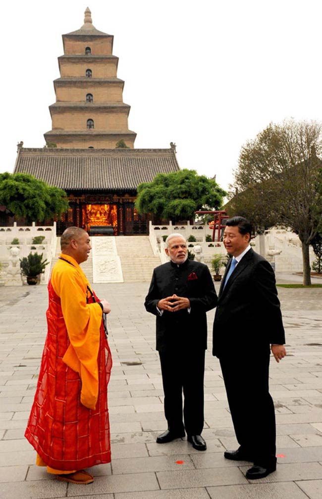 चीन में ऐसे बीता मोदी का पहला दिन