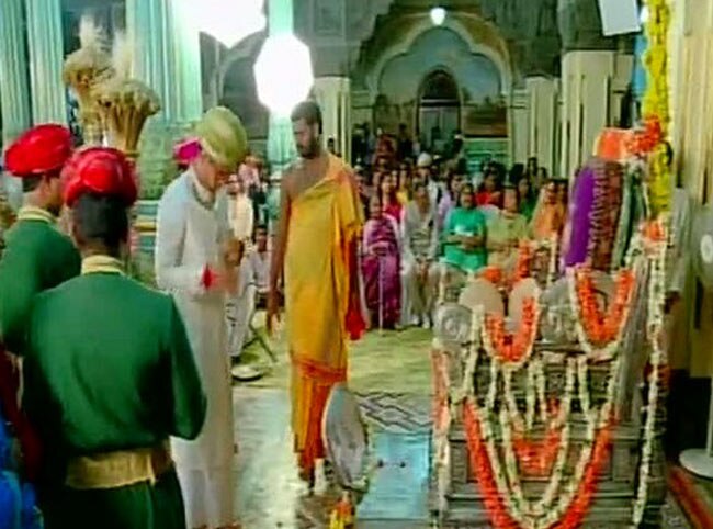 USA से आया मैसूर का राजा, राजा को सलाम करो