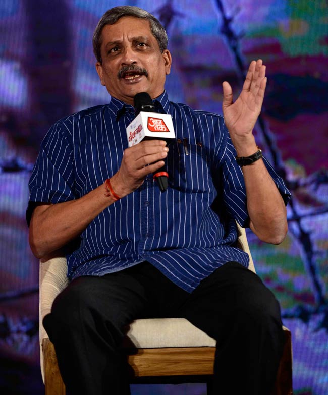 मंथन: पर्रिकर बोले- ऑर्डिनेंस फैक्ट्री का उत्पादन बढ़ाना है लक्ष्य