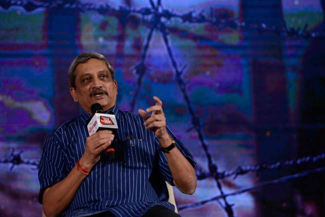 मंथन: पर्रिकर बोले- ऑर्डिनेंस फैक्ट्री का उत्पादन बढ़ाना है लक्ष्य